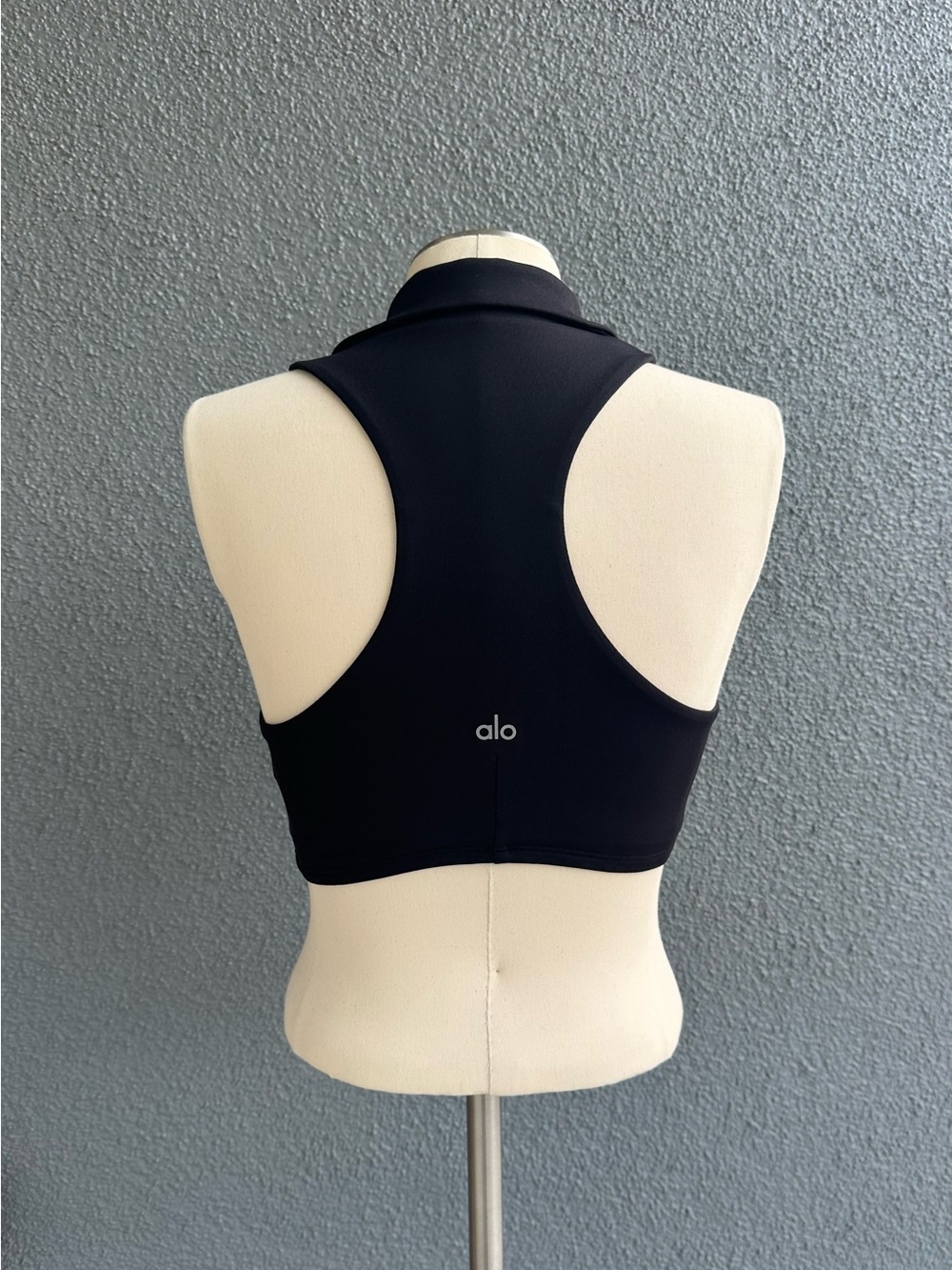 Alo Yoga Charmed Collar Bra Black Size Medium Racerback